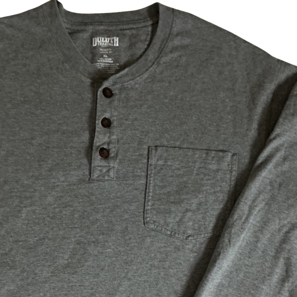 Duluth Trading Co Henley Shirt Mens XL Gray Longtail T Long Sleeve Relaxed Fit